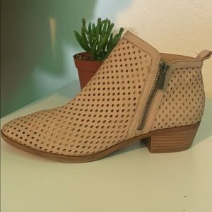 Lucky Brand web style ankle boot